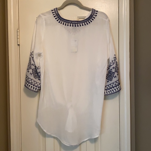 Blouse - Picture 3 of 4